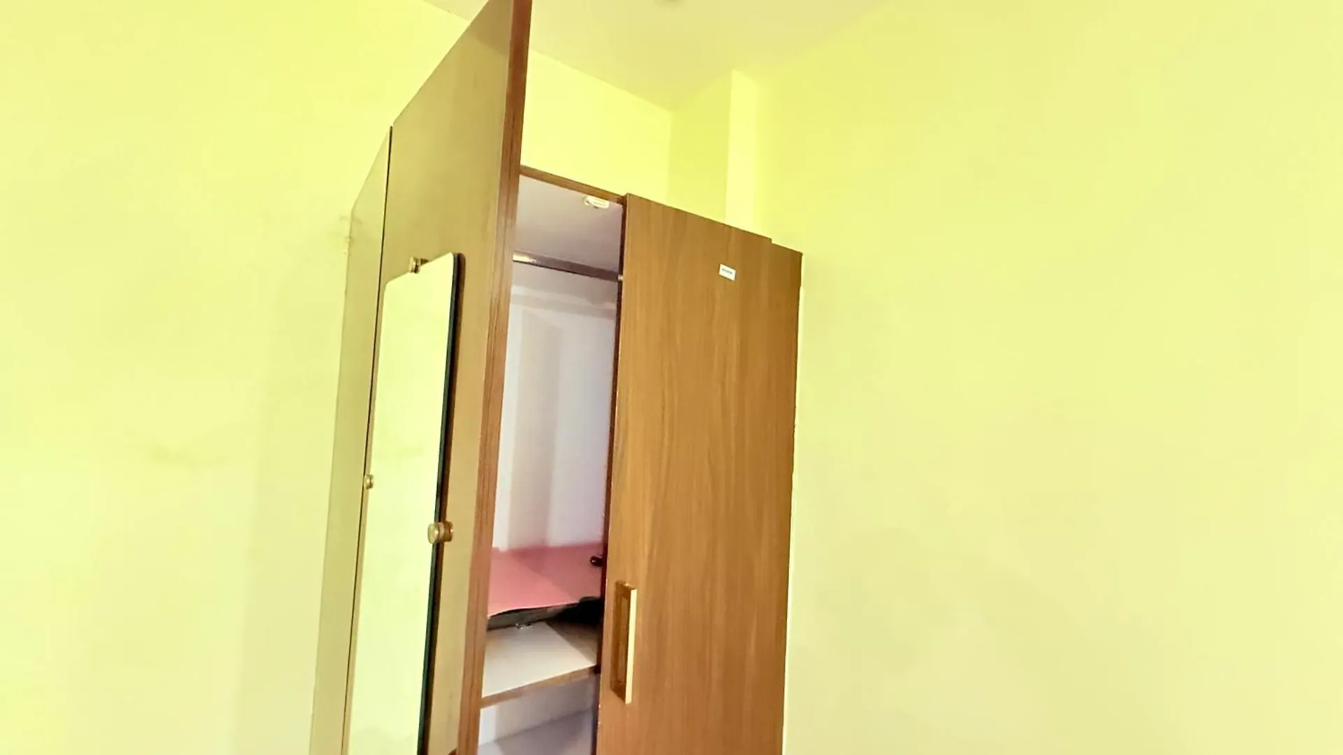 Prince Guesthouse Varanasi India