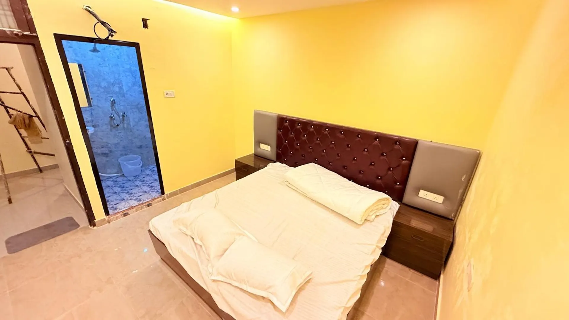 Prince Guesthouse Varanasi